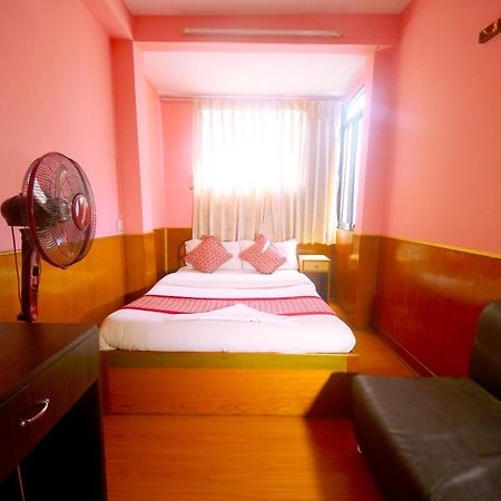 Hotel Kathmandu Hub Pvt Ltd Zewnętrze zdjęcie